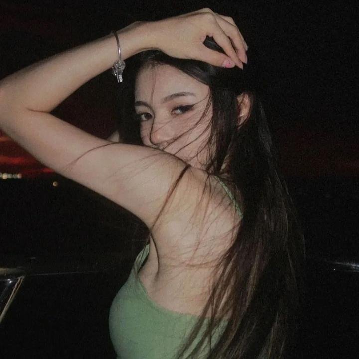 与彩云相遇2023